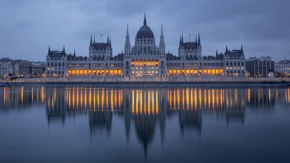 Parliament of Hungary wallpaper