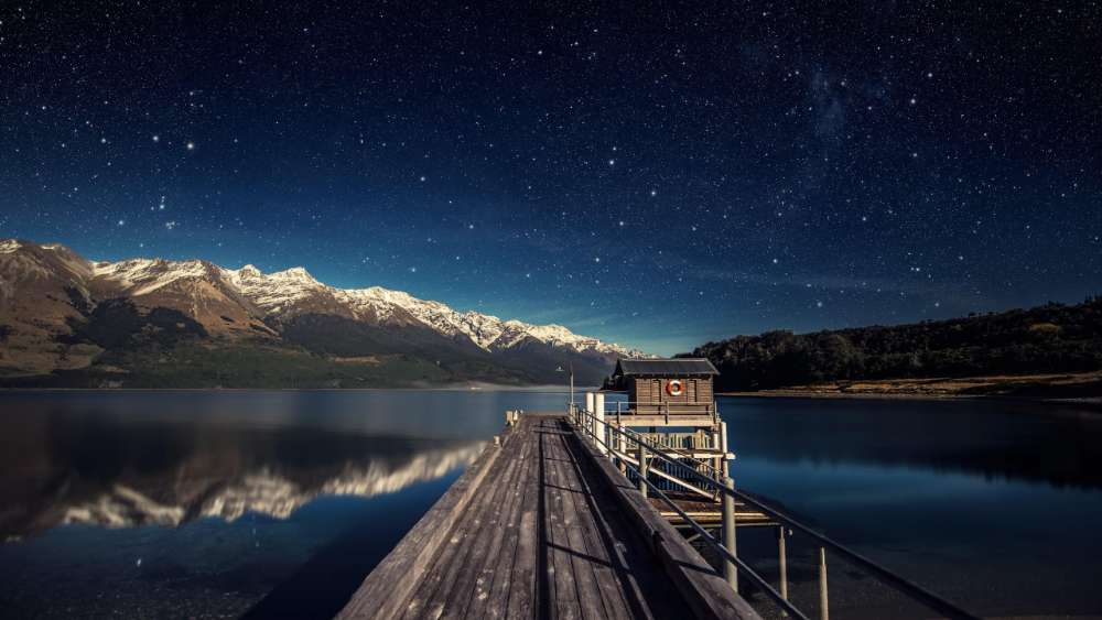 Lake Wakatipu Starry night sky ✨ wallpaper
