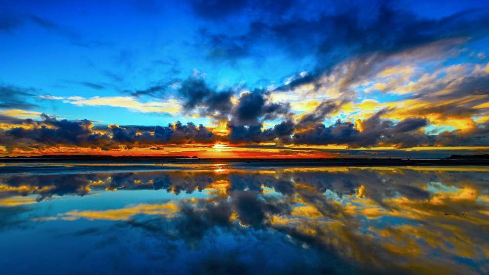 Vibrant Horizon Reflections in Nature's Glass wallpaper