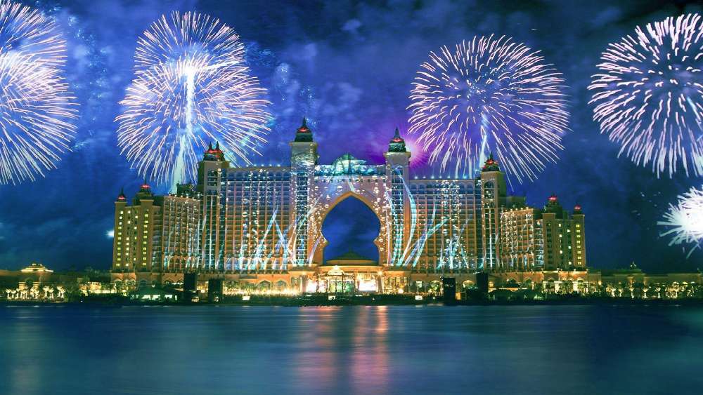 Fireworks in Dubai wallpaper