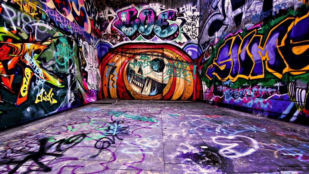 Vivid Urban Artistry: Exploring Graffiti's Impact wallpaper