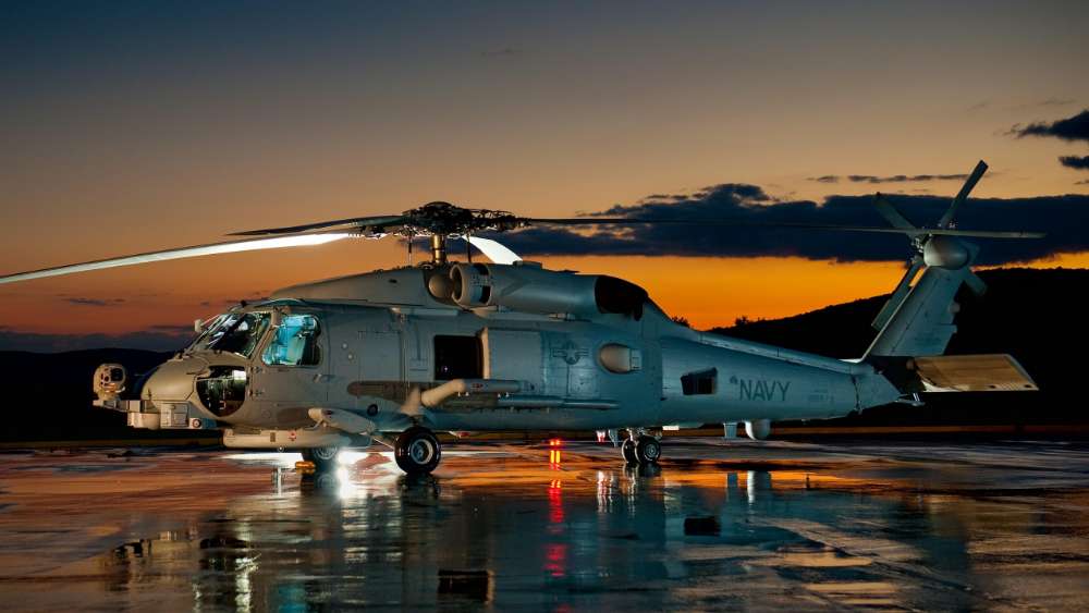 Military Helicopter at Dusk wallpaper