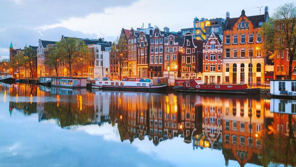 Amsterdam canal reflection wallpaper