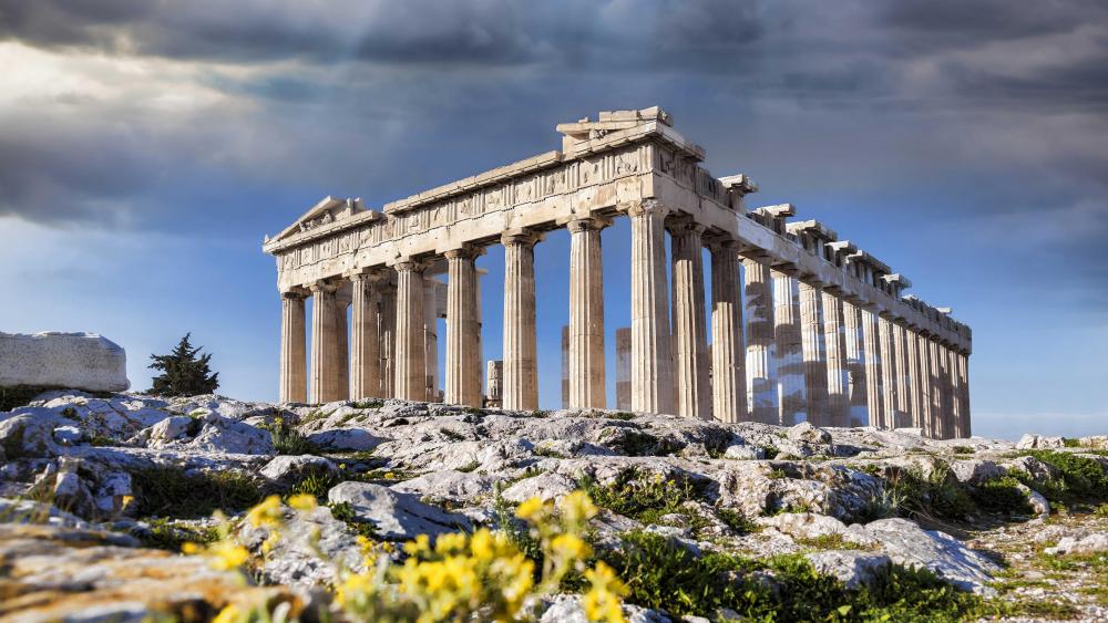 Majestic Parthenon under Grecian Skies wallpaper