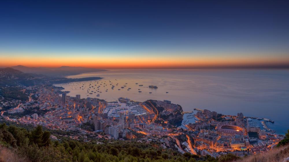 Stunning Twilight Over Coastal Cityscape wallpaper