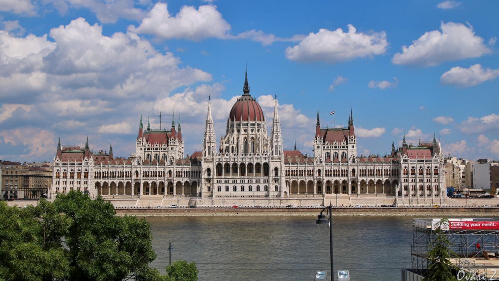 Hungarian parliament wallpaper