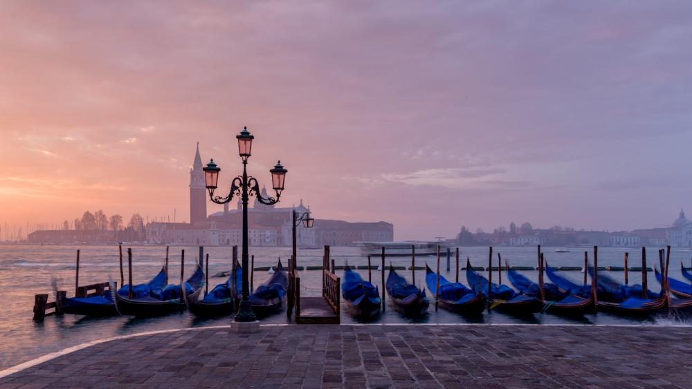 Evening in the Piazza San Marco wallpaper
