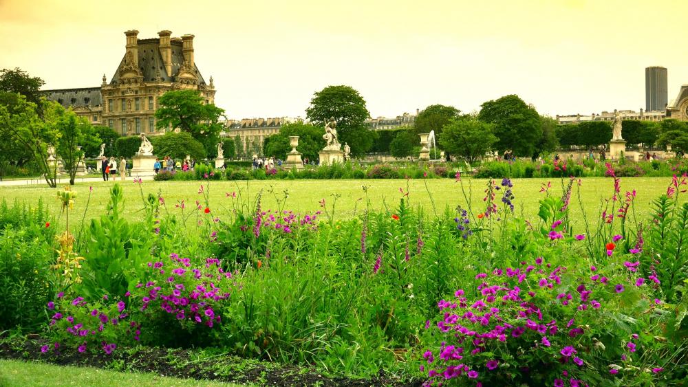 Tuileries Garden, Paris, France wallpaper