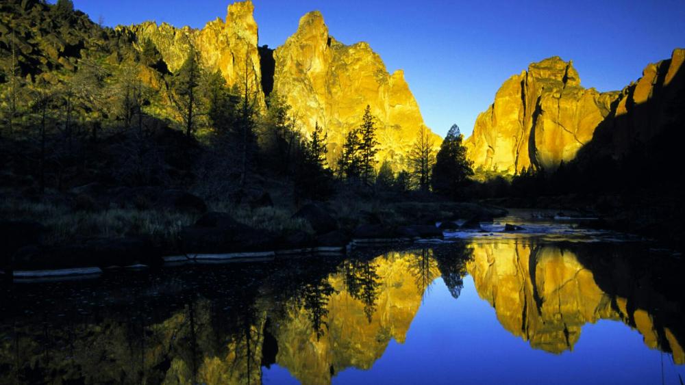 Crooked River in the Smith Rock State Park, Oregon wallpaper