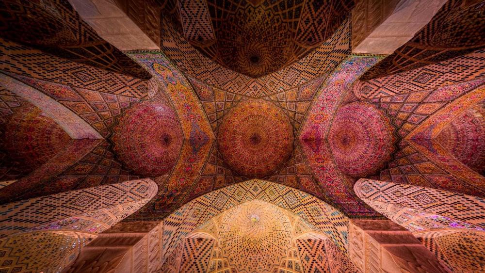 Ceiling of Nasir al-Mulk Mosque wallpaper