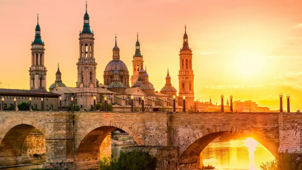 Cathedral-Basilica of Our Lady of the Pillar at sunset - Zaragoza (Spain) wallpaper