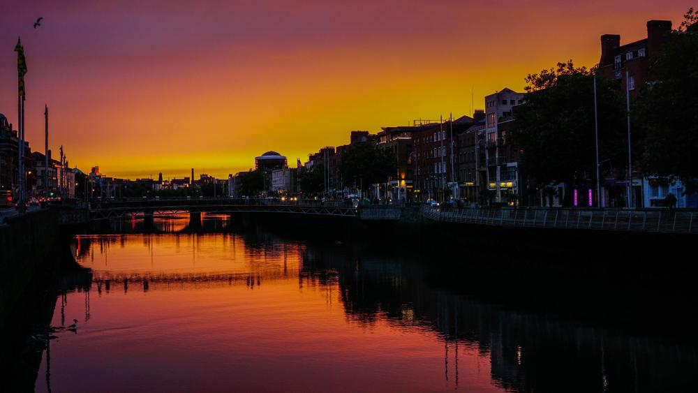 Sunset in Dublin wallpaper