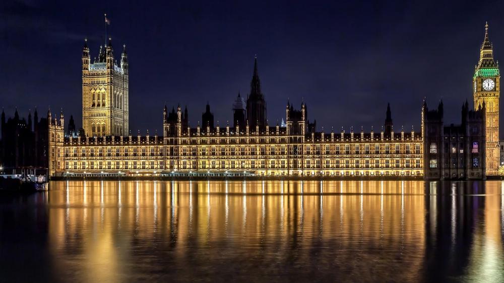 Palace of Westminster (Houses of Parliament) at night wallpaper