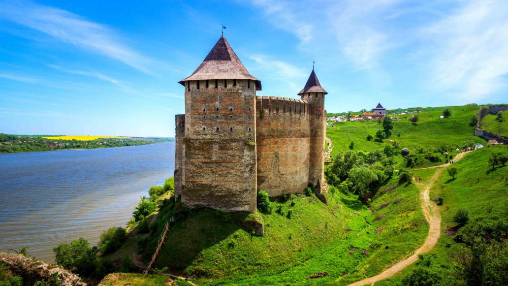 Khotyn Castle Fortress, Ukraine wallpaper