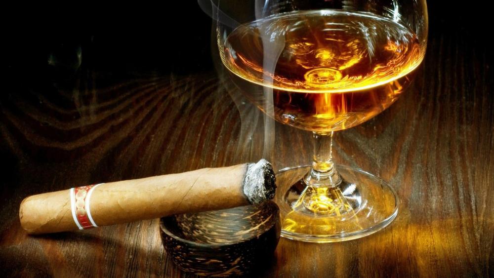 Cigar and cognac wallpaper