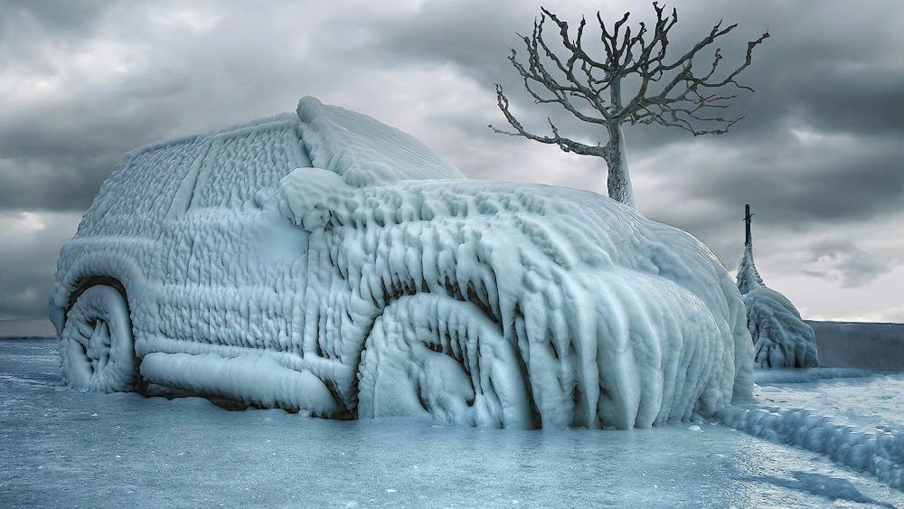 Frozen car wallpaper