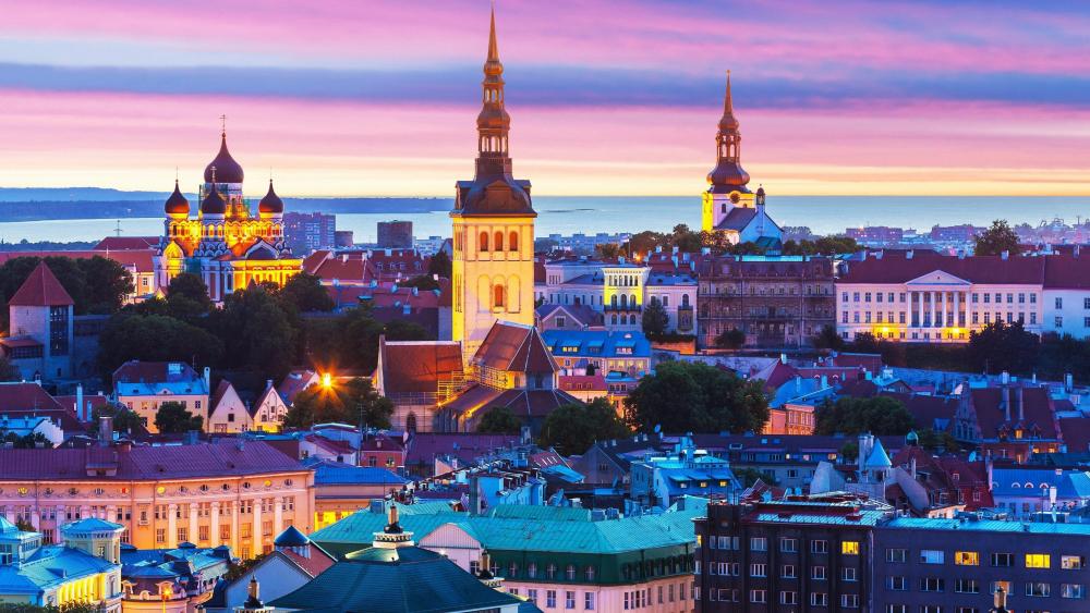 Evening in Tallinn (Estonia) wallpaper