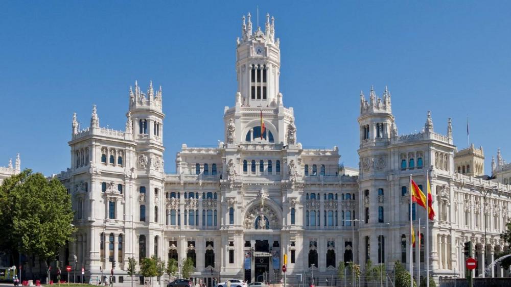 Plaza de Cibeles town hall - Madrid wallpaper