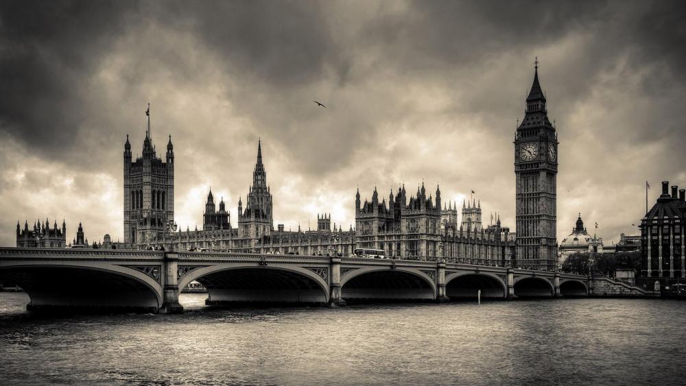 River Thames - Monochrome photography wallpaper