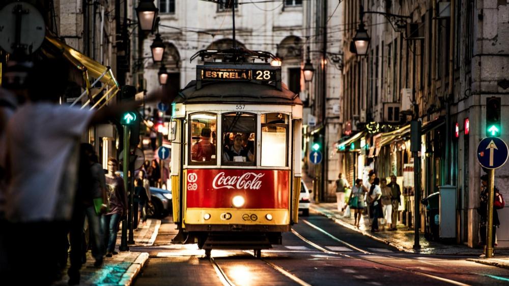Tram in Lisbon, Portugal wallpaper