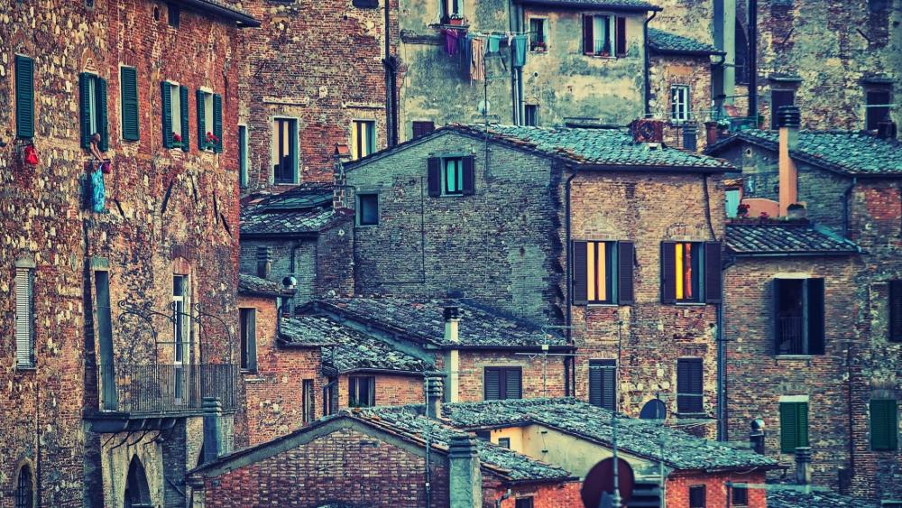 Tuscanian town wallpaper