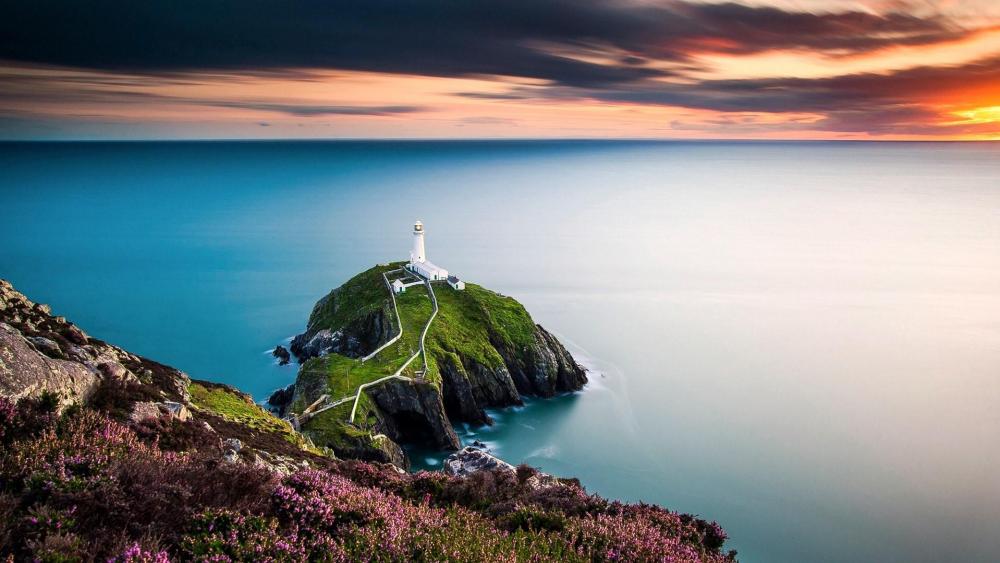 South Stack Lighthouse (Wales) wallpaper