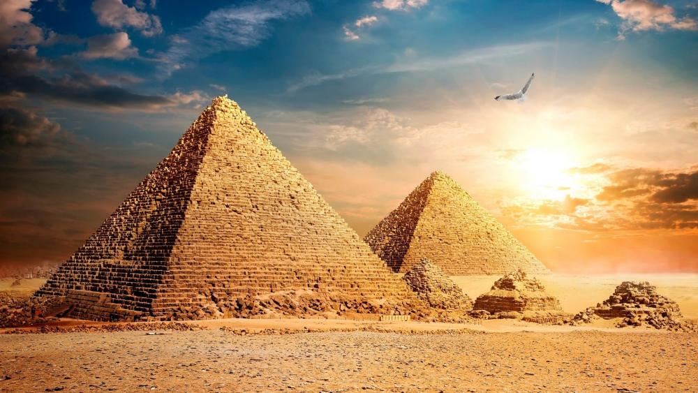 The Great Pyramid of Giza wallpaper