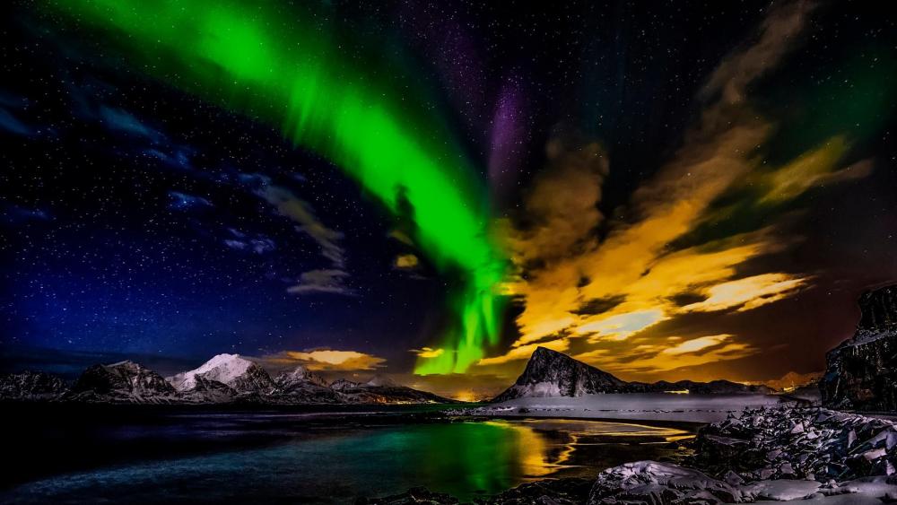 Northern Lights in Norway wallpaper