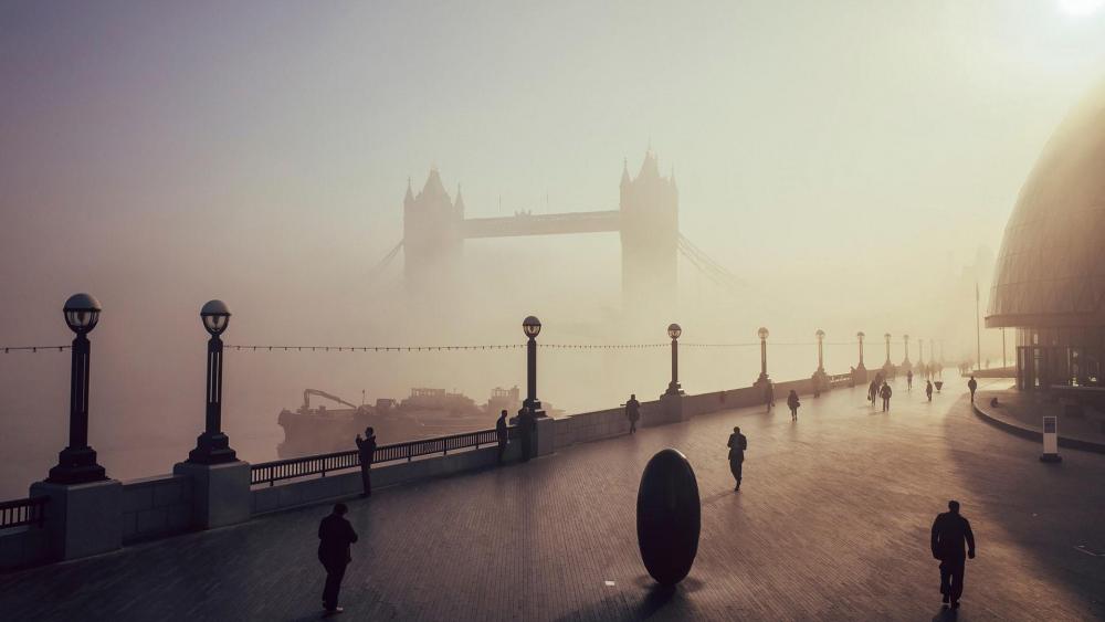 Tower Bridge in haze, London wallpaper