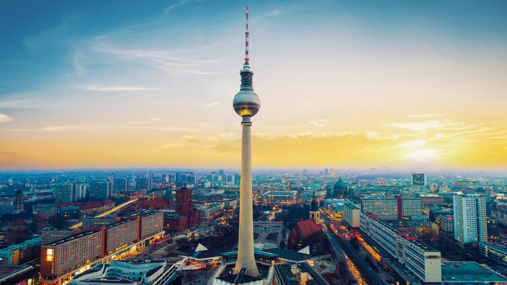 Fernsehturm TV tower in Berlin wallpaper