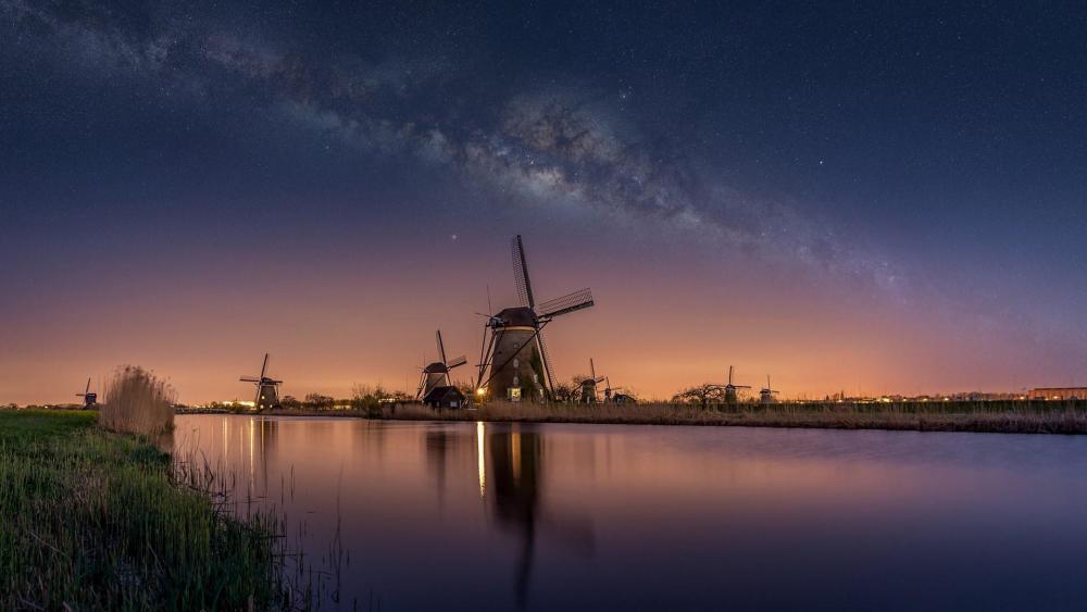 Kinderdijk windmills and Milky Way wallpaper