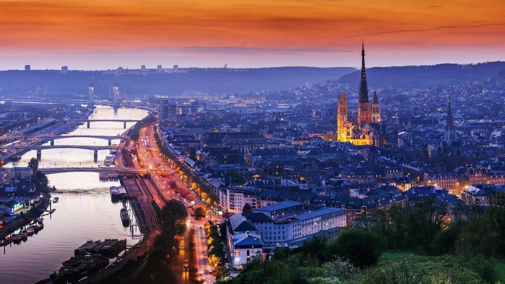 Rouen skyline (France) wallpaper