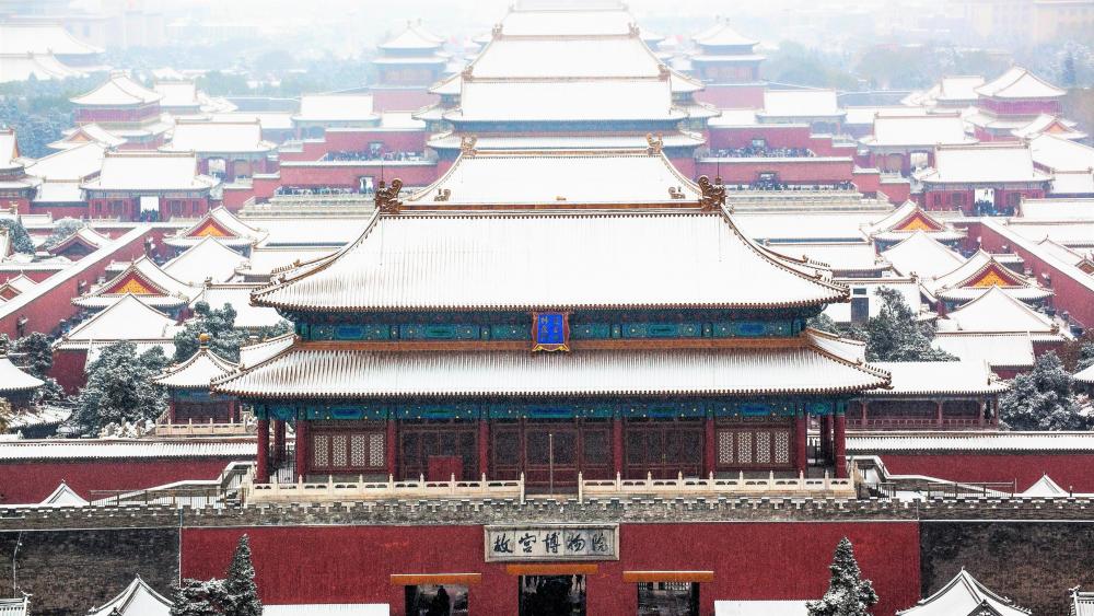 Forbidden City under snow wallpaper