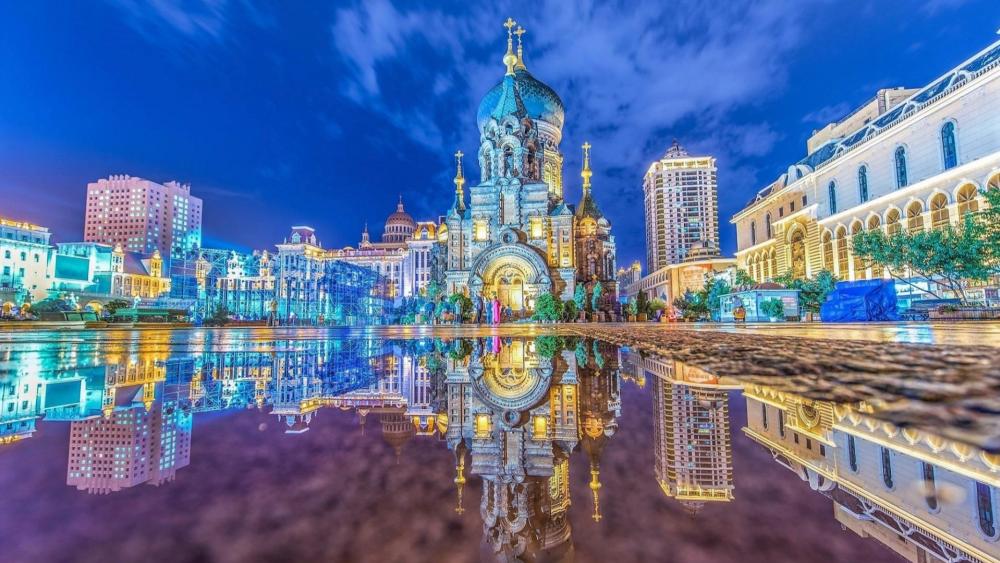 Saint Sophia Cathedral (Harbin) inverted image wallpaper