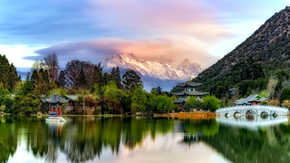 Lijiang Ancient Town and Jade Dragon Snow Mountain wallpaper