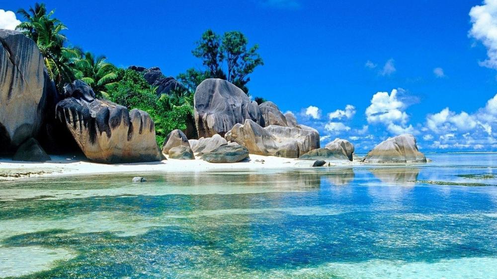 La Digue Island, Seychelles wallpaper