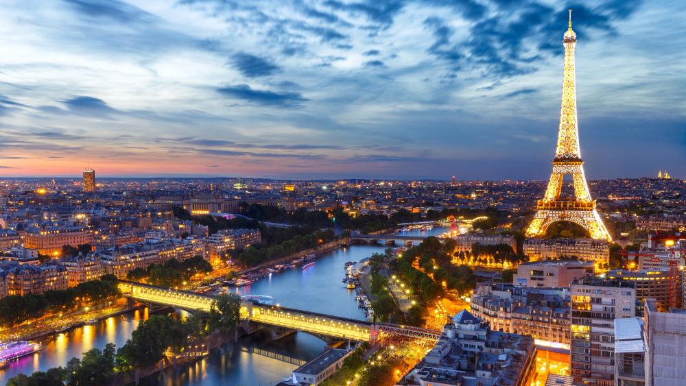 Eiffel Tower and Paris skyline wallpaper