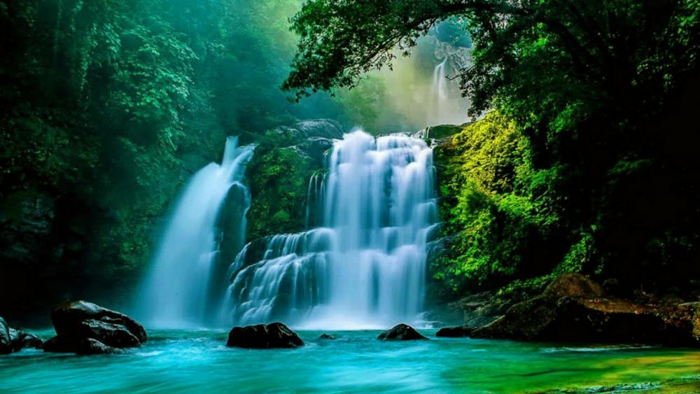 Nauyaca Waterfalls (Costa Rica) wallpaper