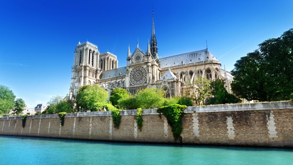 Notre Dame de Paris from Seine wallpaper
