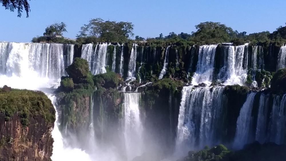 Iguazu Falls wallpaper