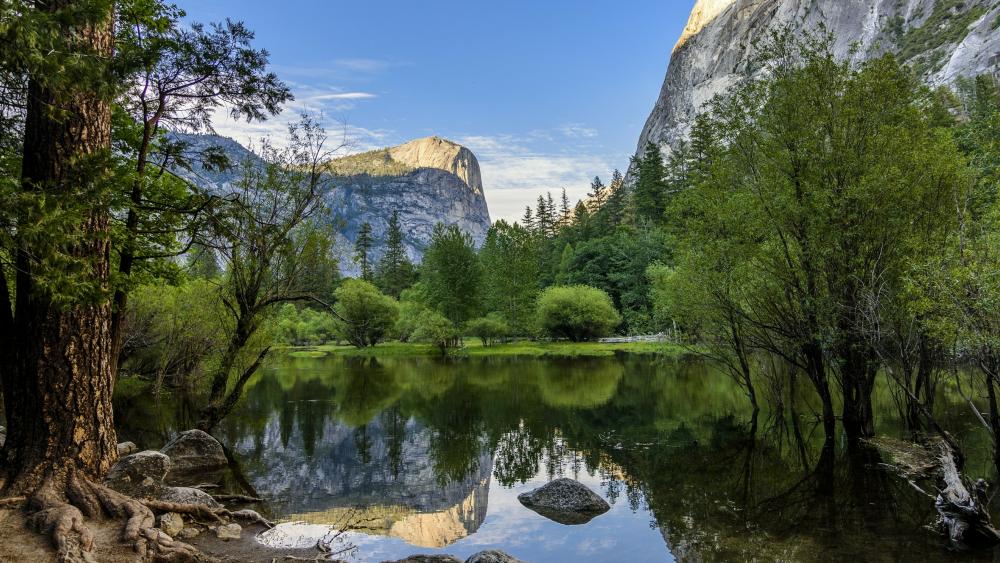 Mirror Lake (Tenaya Canyon, Yosemite National Park) wallpaper