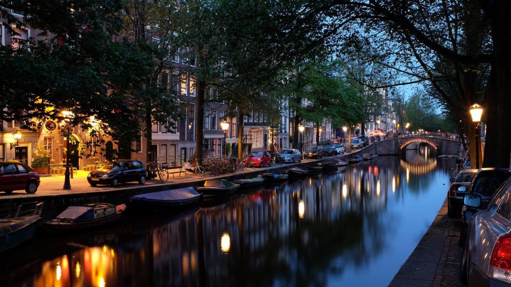 Amsterdam at dawn wallpaper