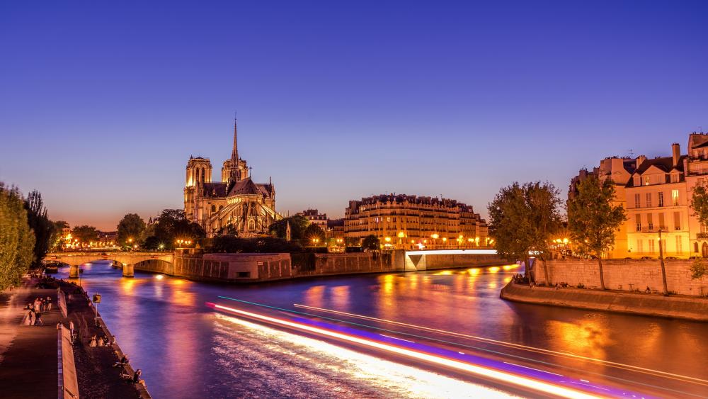 Seine and Notre Dame de Paris wallpaper