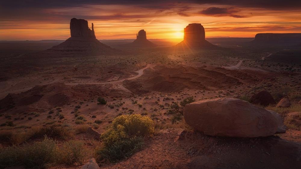 West and East Mitten Buttes at sunset wallpaper