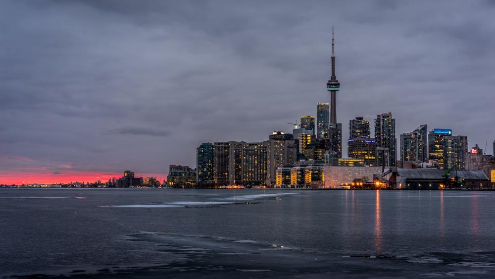 Cloudy Toronto skyline with the CN Tower wallpaper