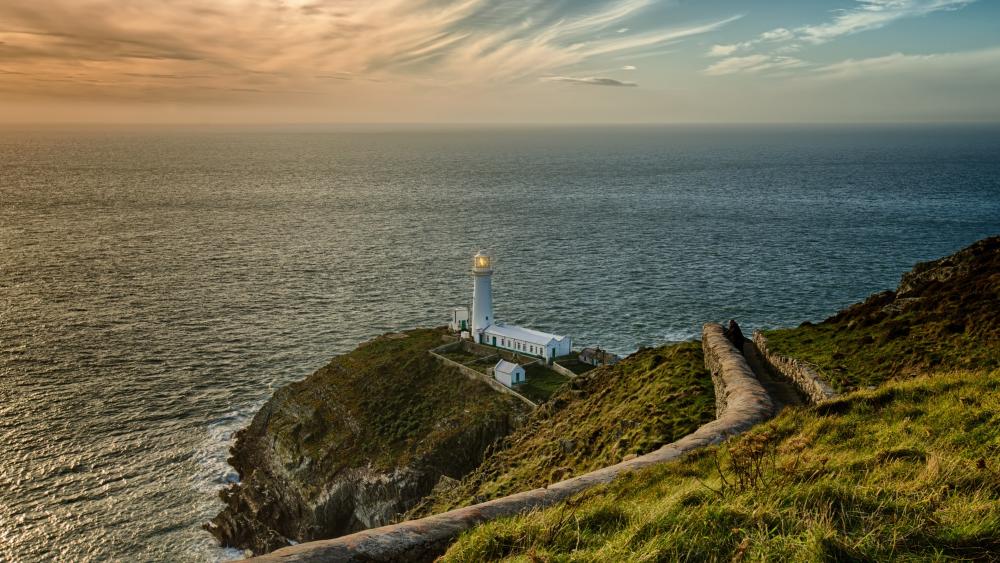 South Stack Lighthouse (Wales) wallpaper