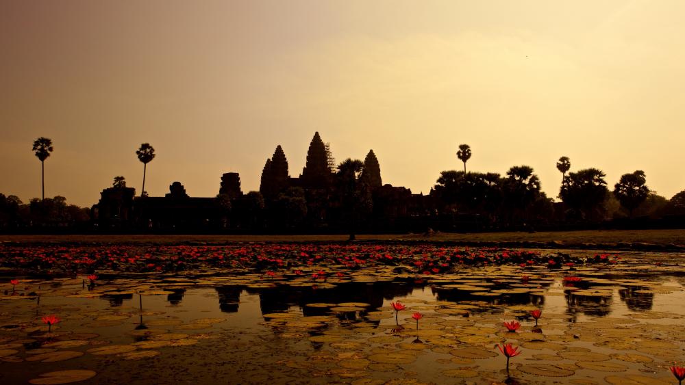 Angkor Wat silhouette (Cambodia) wallpaper