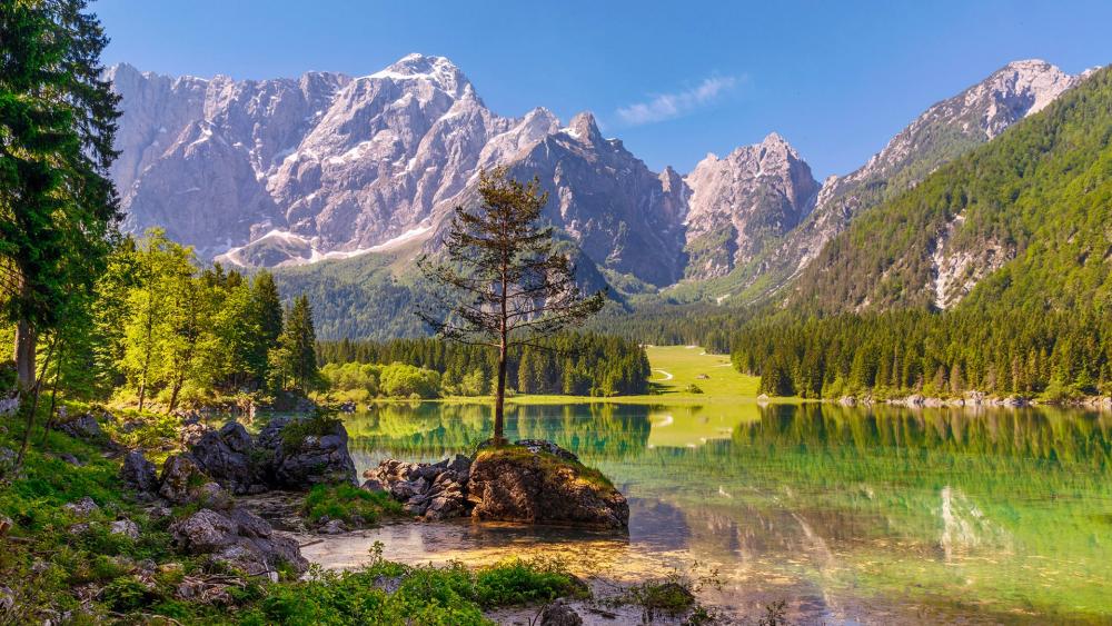 Laghi di Fusine, Tarvisio, Italy wallpaper