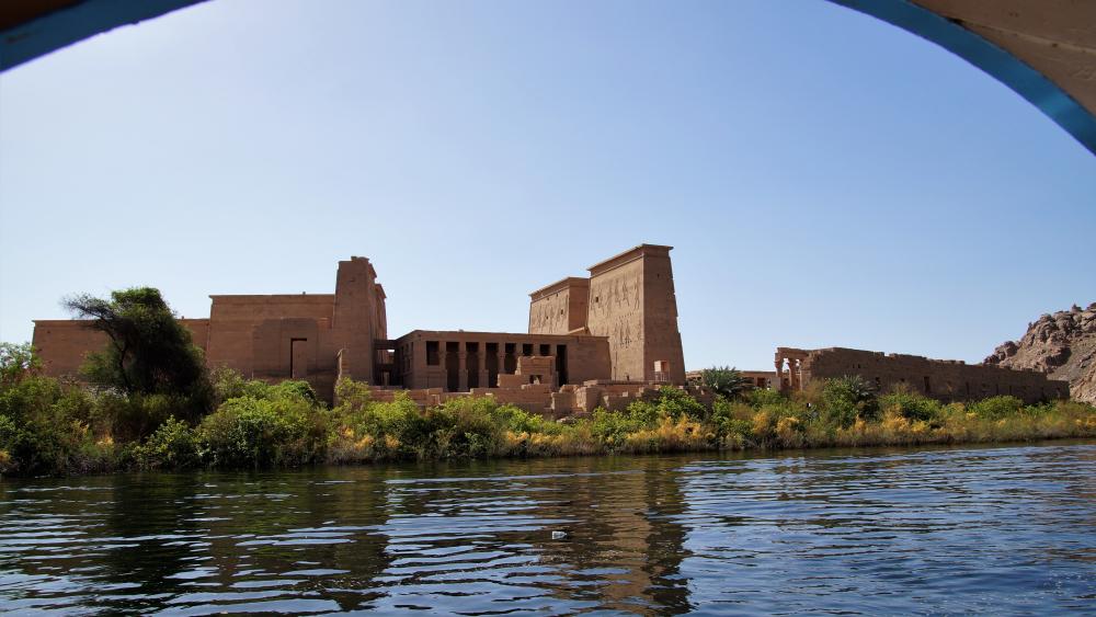 Temple on the Nile wallpaper