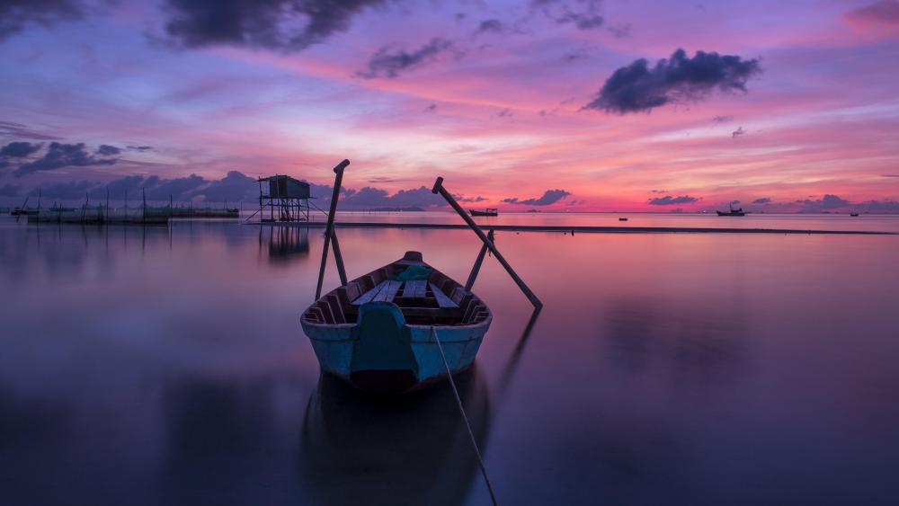 Purple sunset at Phu Quoc (Vietnam) wallpaper